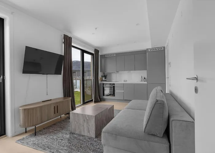 Northstay - The Northview Retreat, Free Parking, Amazing Ocean Views *