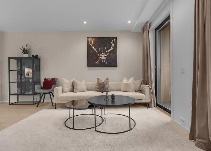 Northstay - The Northview Retreat, Free Parking, Amazing Ocean Views * Tromsø